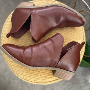 Universal Thread, ankle boots, 9.5 US Women’s